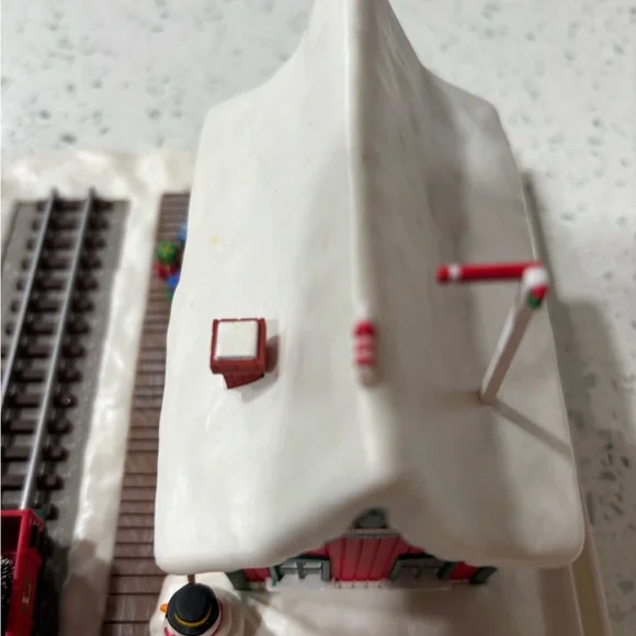 Hallmark Keepsake Club Exclusive - Lionel Holiday Special Train Set (2003) As Is